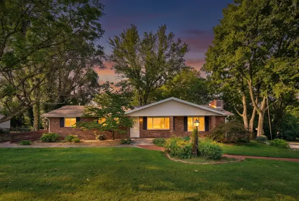 3060 E Gasconade Street, Springfield, MO 65804