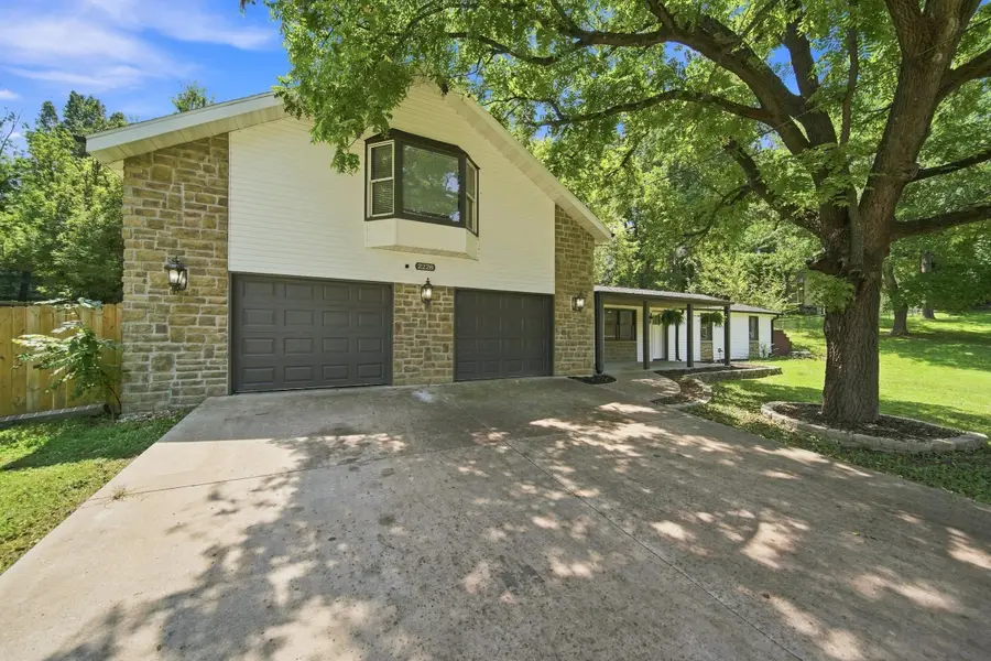 2228 E Huntington Street, Ozark, MO 65721 - #2