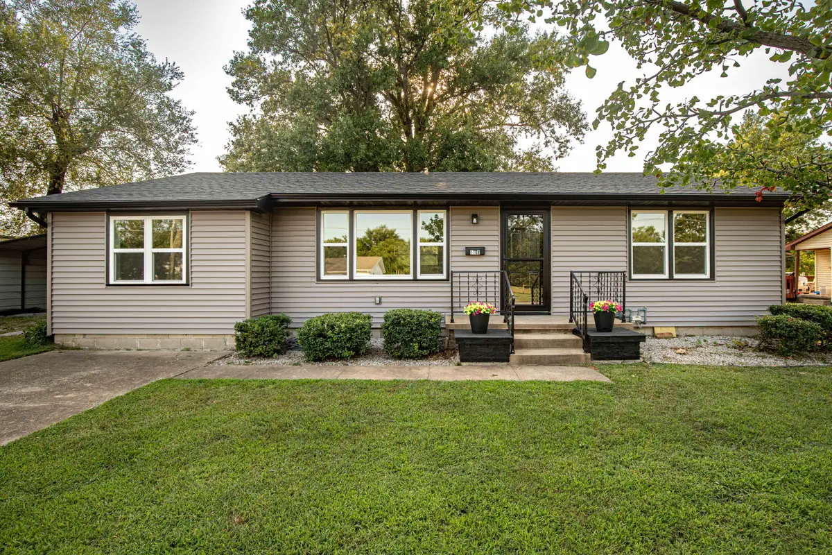 1108 S Jackson Street, El Dorado Springs, MO 64744 - #1