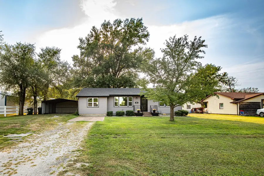 1108 S Jackson Street, El Dorado Springs, MO 64744 - #3