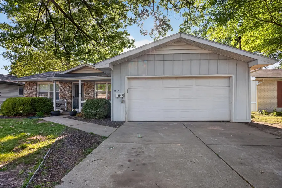 1347 S Arcadia Avenue, Springfield, MO 65804 - #2
