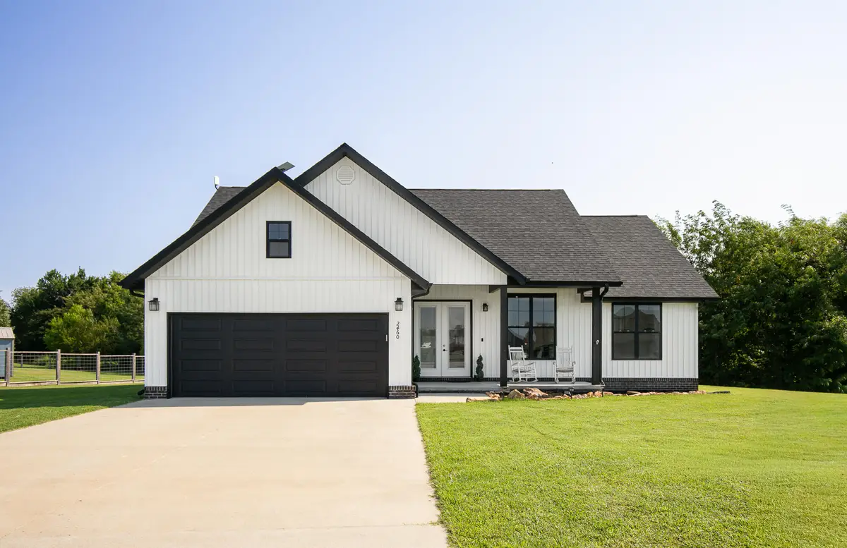 2460 Durango Drive, Bolivar, MO 65613 - #1