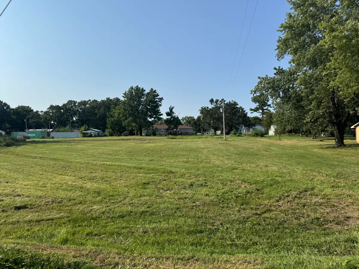 487 E Jefferson Street, Niangua, MO 65713 - #1