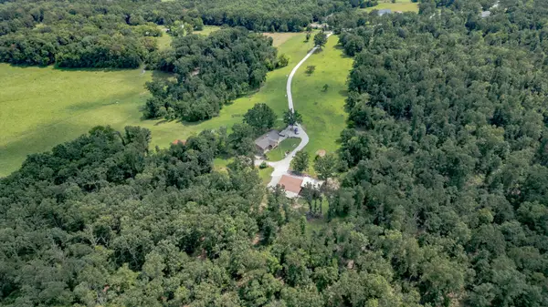 273 Pvt Ln 315, Salem, MO 65560