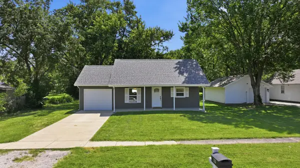 520 S Pine Street, Marshfield, MO 65706