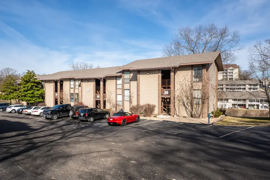180 Lake Club Drive #8, Branson, MO 65616 - #2
