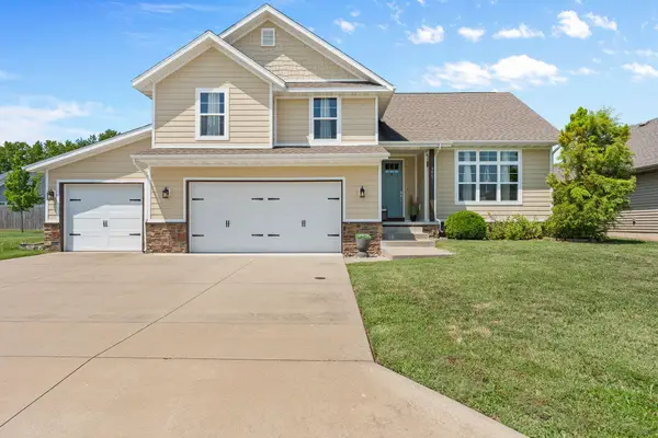 3467 S Valley View Drive, Springfield, MO 65807