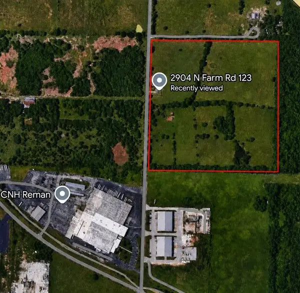 2904 N Farm Road 123, Springfield, MO 65803