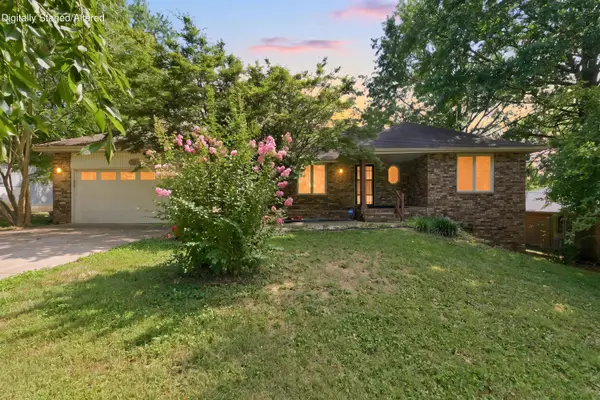 3808 W Kingsley Street, Springfield, MO 65807