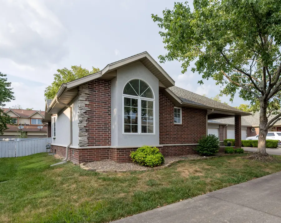 2320 W Westview Street #Unit B, Springfield, MO 65807 - #3