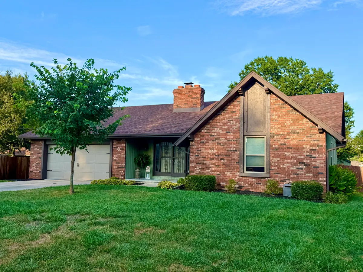 4338 S Delaware Avenue, Springfield, MO 65804 - #1