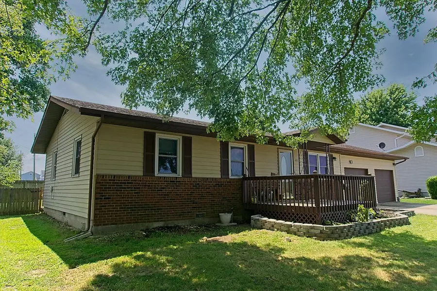 103 E Willow Street, Mansfield, MO 65704 - #2
