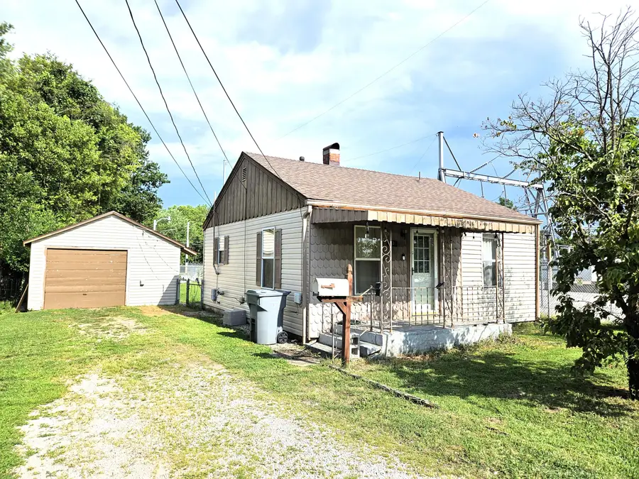 1020 N West Avenue, Springfield, MO 65802 - #3