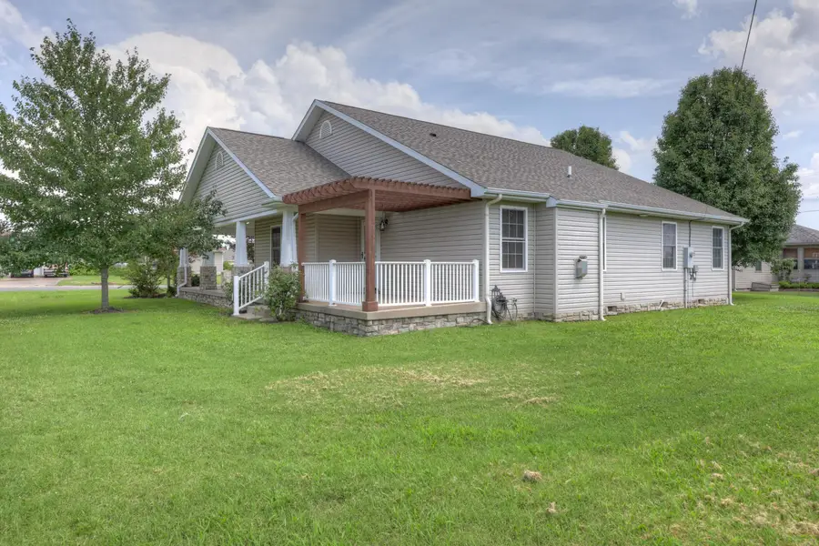 2812 S Monroe Avenue, Joplin, MO 64804 - #3