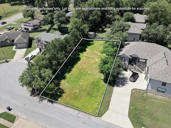 5389 S Clifton Avenue, Springfield, MO 65810