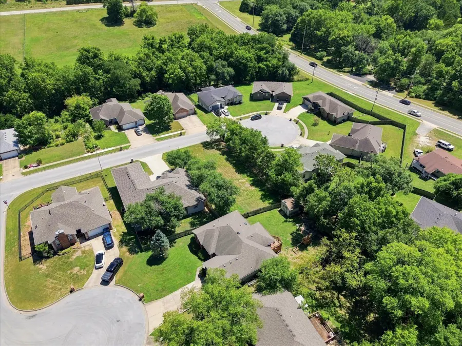 5389 S Clifton Avenue, Springfield, MO 65810 - #3