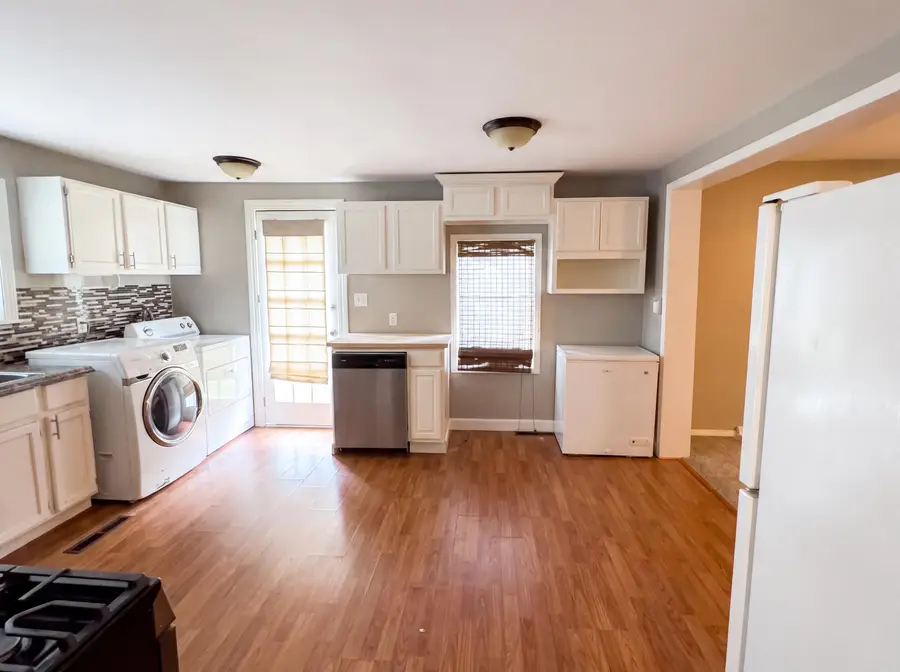 1446 E Whiteside Street, Springfield, MO 65804 - #3