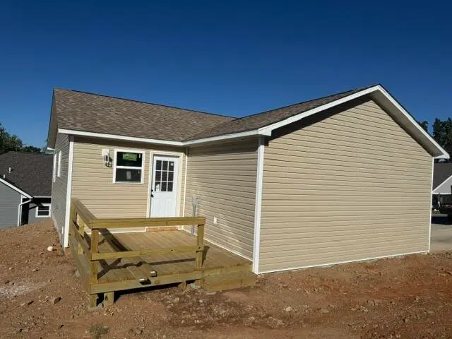 1266 N Pearl Circle, West Plains, MO 65775 - #3