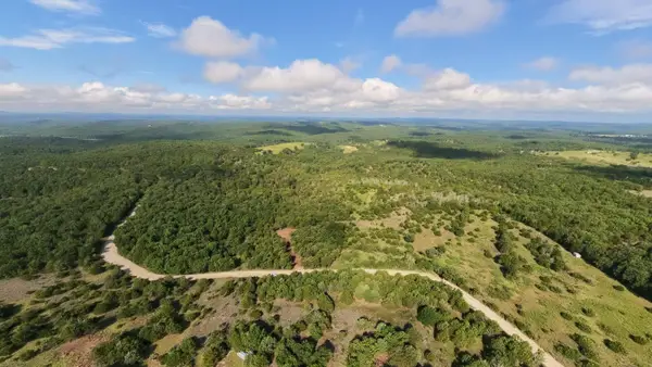 000 County Road 477, Clarkridge, AR 72623
