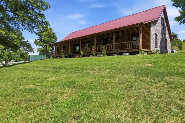 1518 Sandhill Lane, Fordland, MO 65652