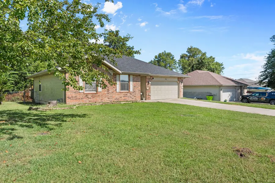514 S Basswood Avenue, Republic, MO 65738 - #3
