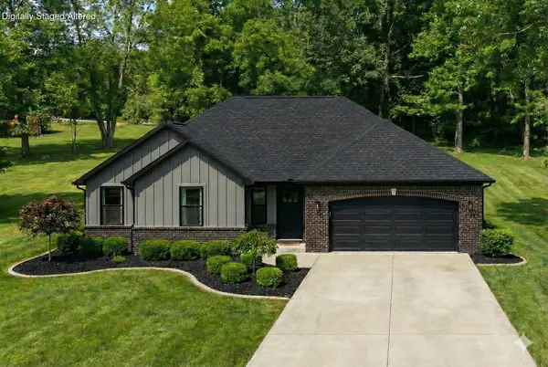131 E Teakwood Avenue, Clever, MO 65631