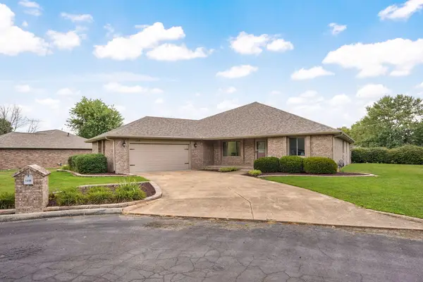1206 Soleil Circle, Mountain Grove, MO 65711
