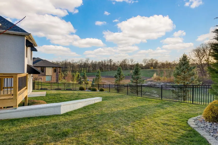 267 S Pebble Beach Avenue, Springfield, MO 65802 - #3