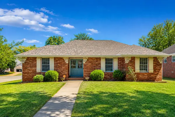 736 S Willow Court, Springfield, MO 65802