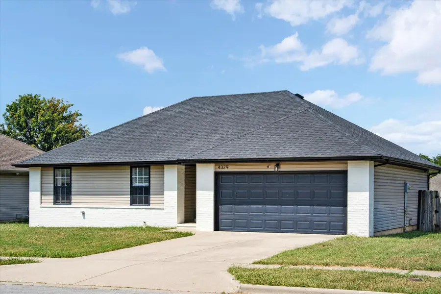 4329 W La Casa Street, Springfield, MO 65802 - #2