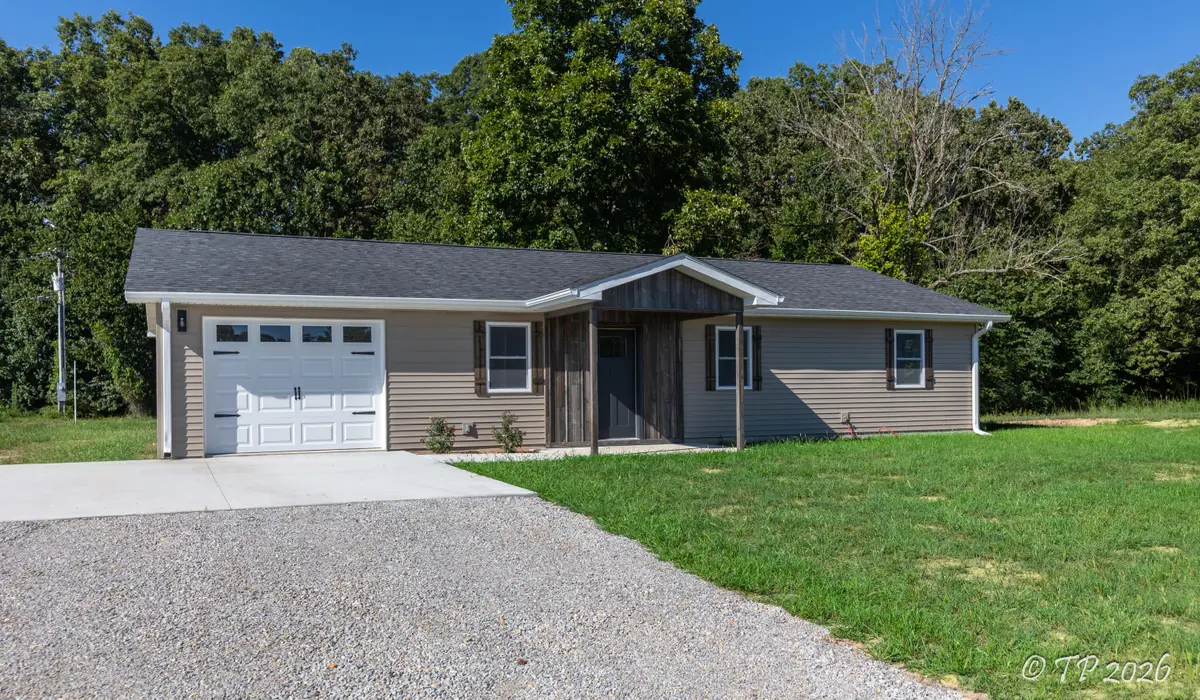 2415 Deatherage Avenue, West Plains, MO 65775 - #1