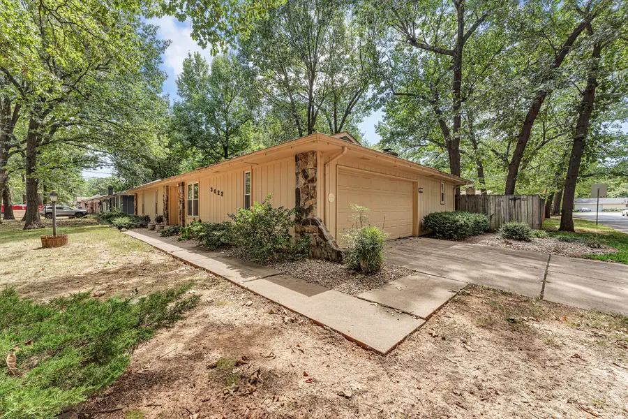 3022 E Belmont Street, Springfield, MO 65802 - #2