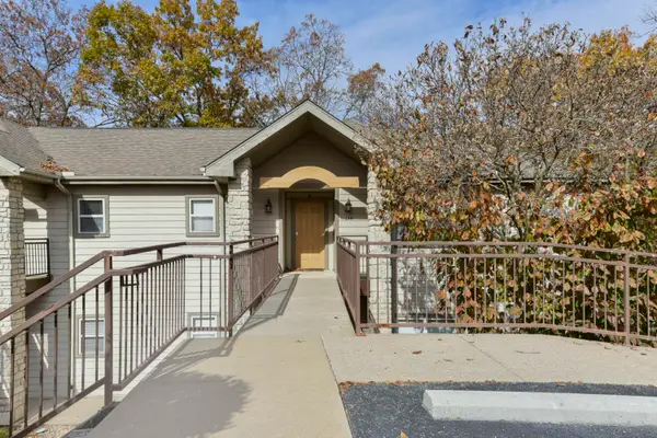 154 Oak Lane #154, Branson West, MO 65737