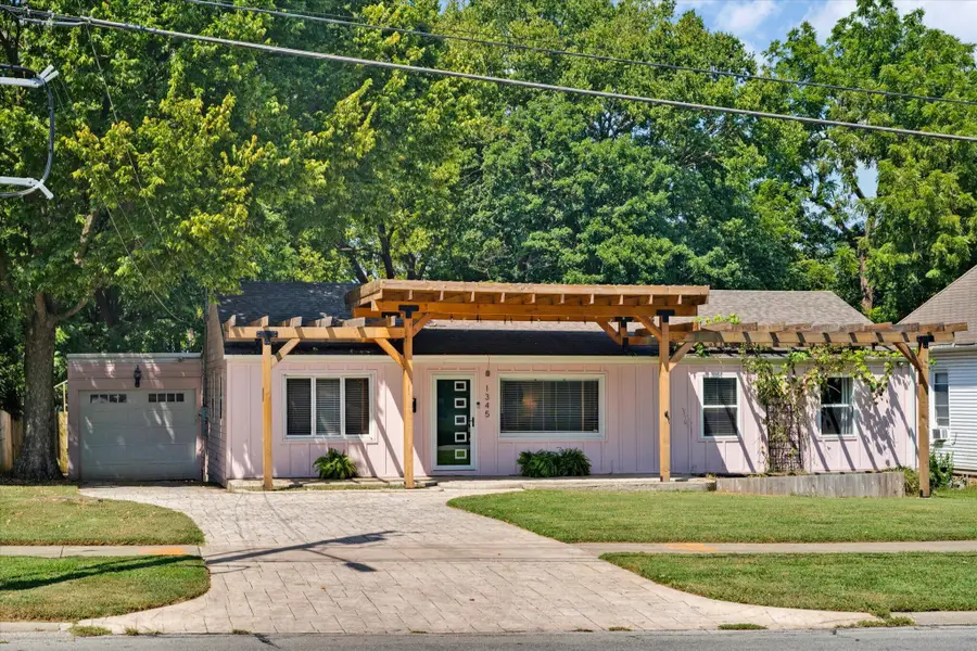 1345 E Walnut Street, Springfield, MO 65802 - #2