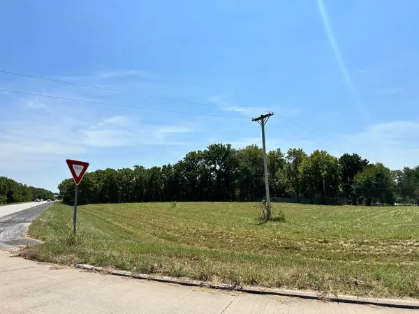 91 Farm Road, Willard, MO 65781