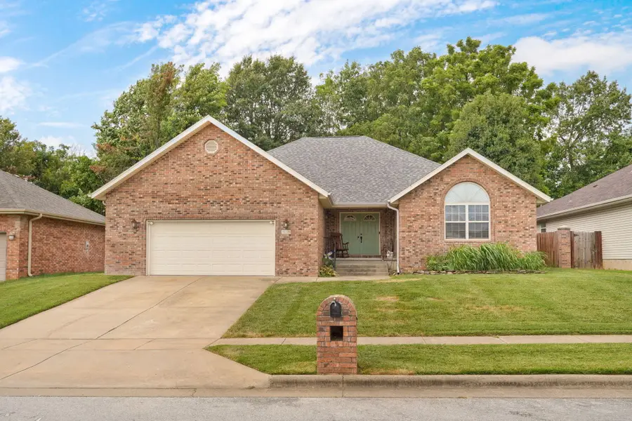725 S Christopher Avenue, Springfield, MO 65802 - #2