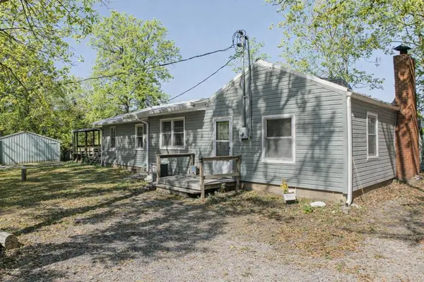17572 Snowcap, Warsaw, MO 65355