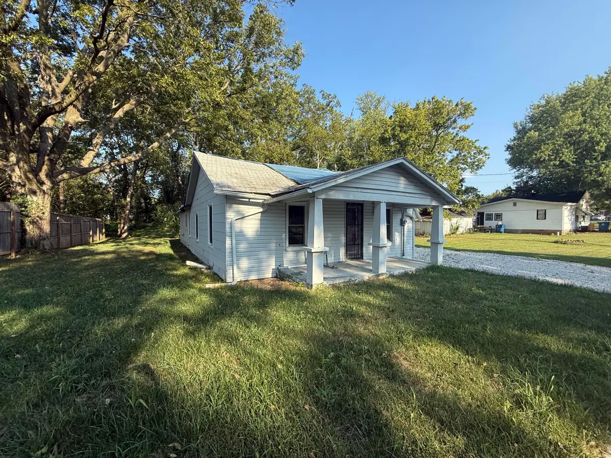 2050 N Nettleton Avenue, Springfield, MO 65803 - #1