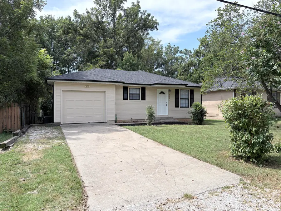 3006 W Hovey Street, Springfield, MO 65802 - #3