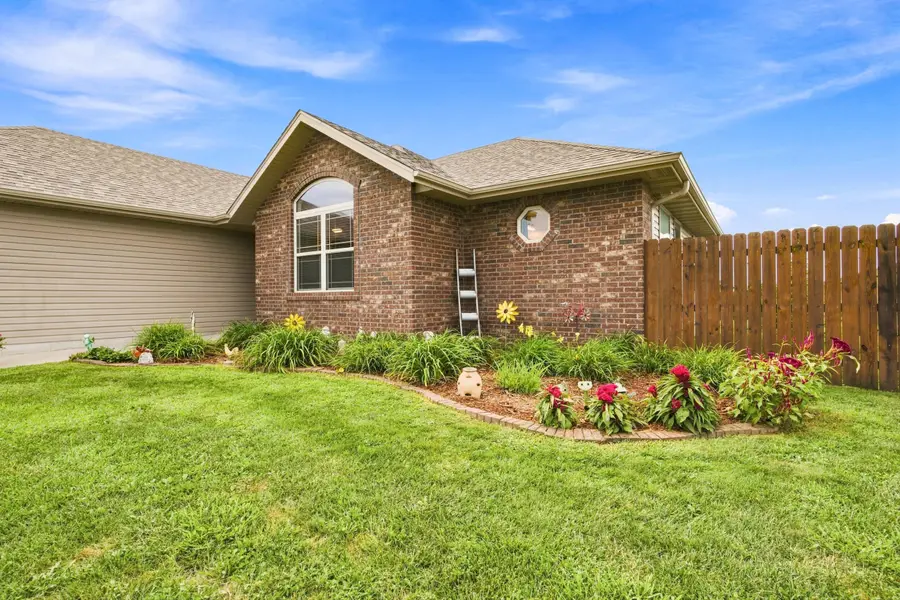 625 Olive Street, Rogersville, MO 65742 - #2