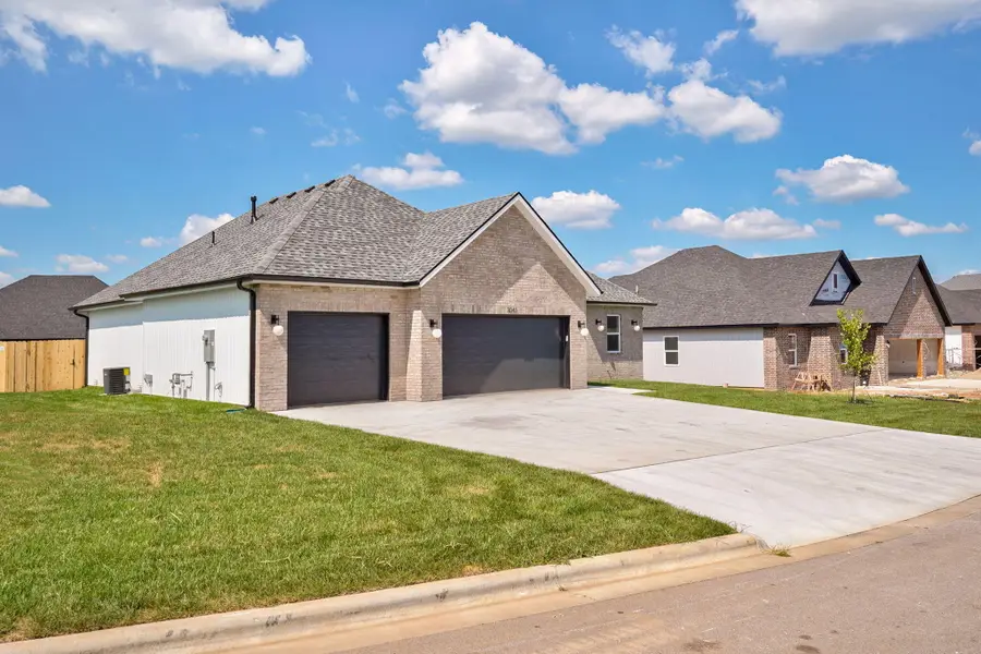 3041 E Heritage Street, Republic, MO 65738 - #2