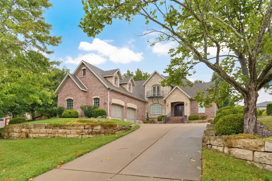 5806 S Brightwater Trail, Springfield, MO 65810 - #2