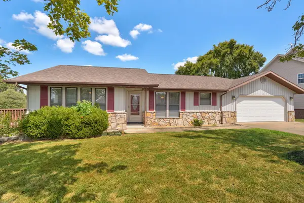 50 Irish Hills Boulevard, Kimberling City, MO 65686