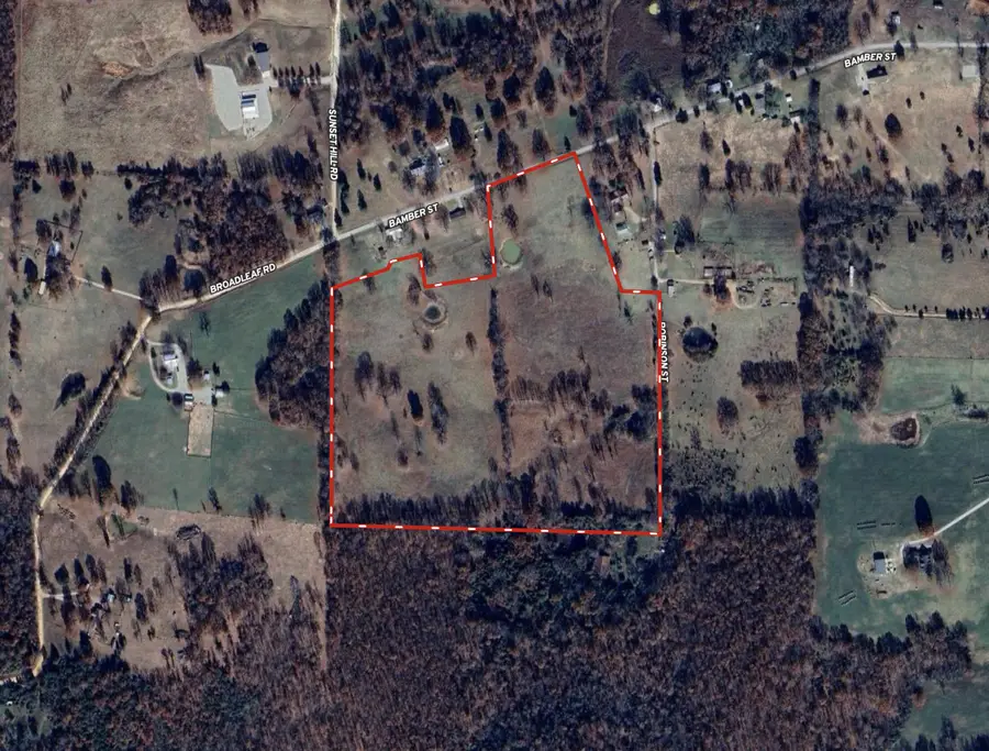 000 Bamber Street, Mammoth Spring, AR 72554 - #2