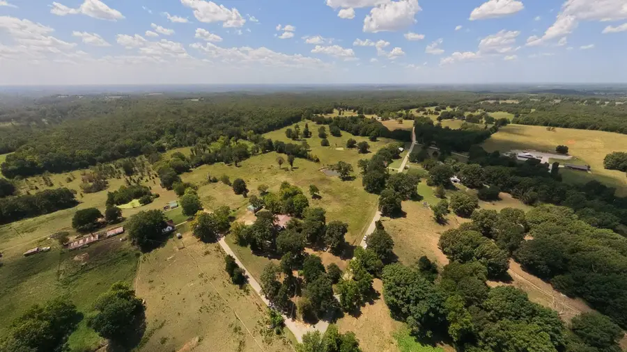 000 Bamber Street, Mammoth Spring, AR 72554 - #3