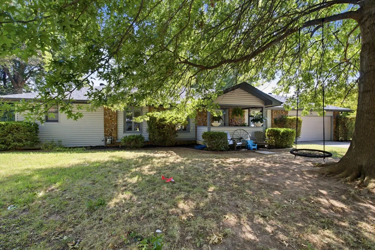 835 E Jewett Street, Springfield, MO 65807 - #1