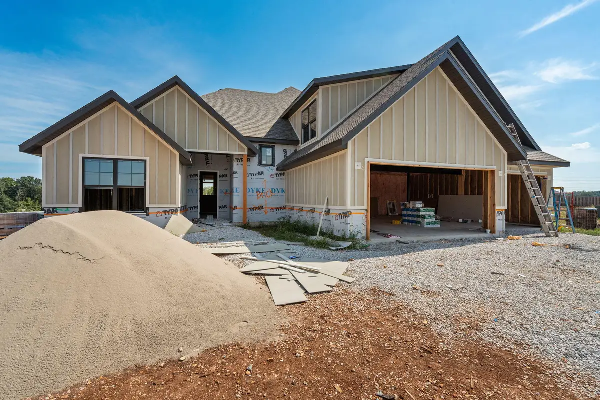 5282 E Golden Bell Lane, Springfield, MO 65809 - #1