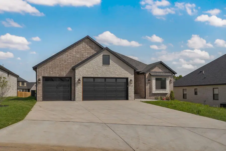 2124 N Sun Valley Drive, Springfield, MO 65802 - #3