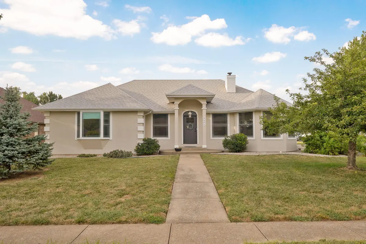 2371 W Allen Drive, Springfield, MO 65810 - #1