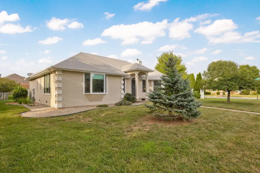 2371 W Allen Drive, Springfield, MO 65810 - #2